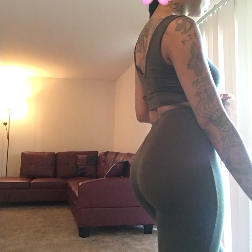 Flared pants - Picture 3 of 3